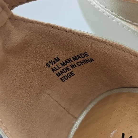 G White Mountain Gold Strappy Heeled Sandal Edge sz 5.5 hot nightlife block heel - Picture 11 of 11